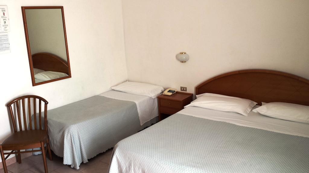 Hotel Eden Санремо Экстерьер фото